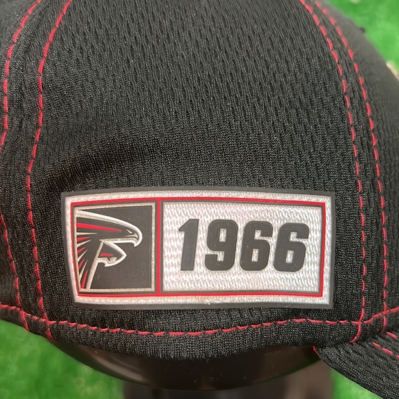 Atlanta Falcons Hat 1966 NFL 100 New Era 39Thirty Med/Large Fit Baseball Cap NWT - Picture 10 of 12